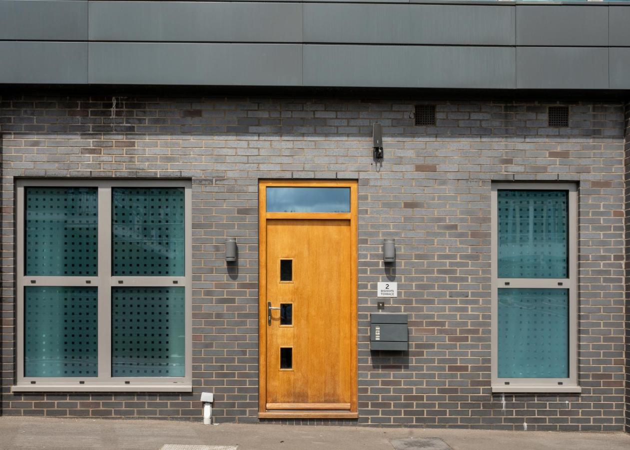 1 Bed Apartment - Redhill Central, Surrey, Gatwick #2 Zewnętrze zdjęcie